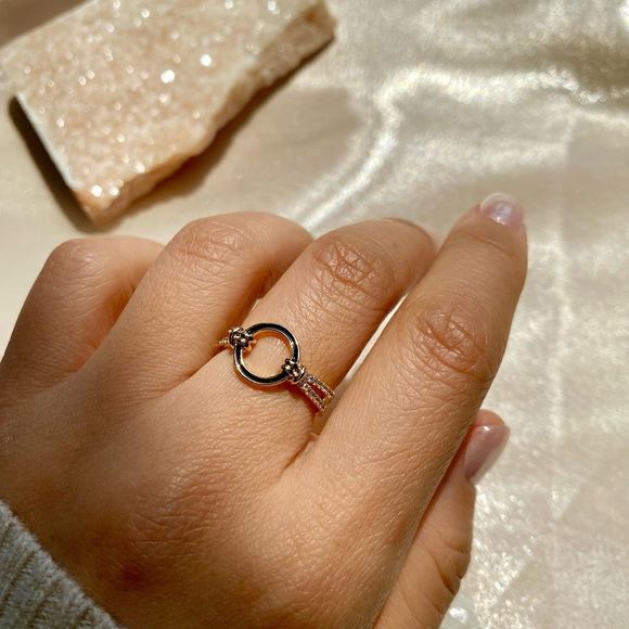 18K Gold Plated Circle Tag Ring - Picture 4 of 5